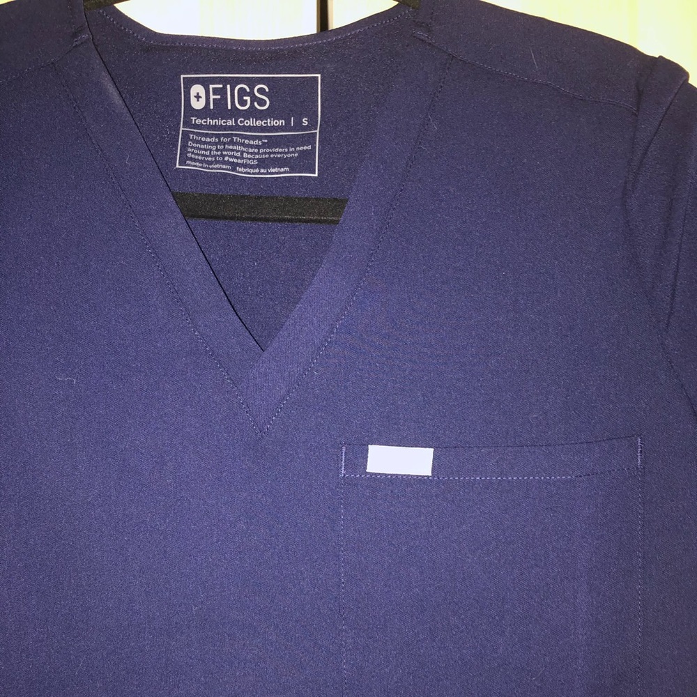 FIGS Scrub Top